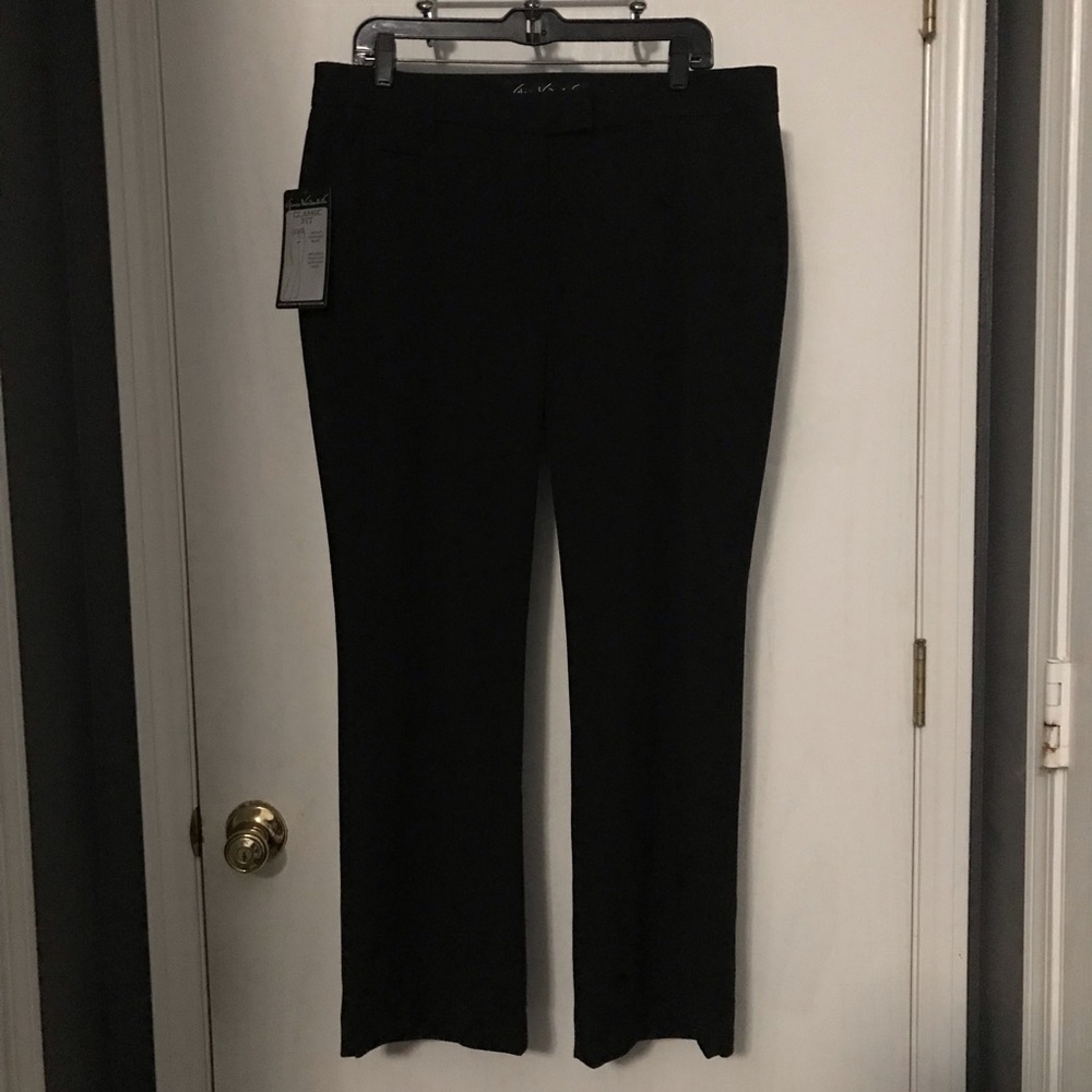 GV Black stretch slacks